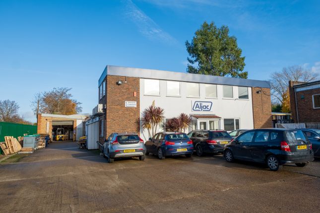 Thumbnail Industrial to let in Pitfield House, Station Approach, Shepperton