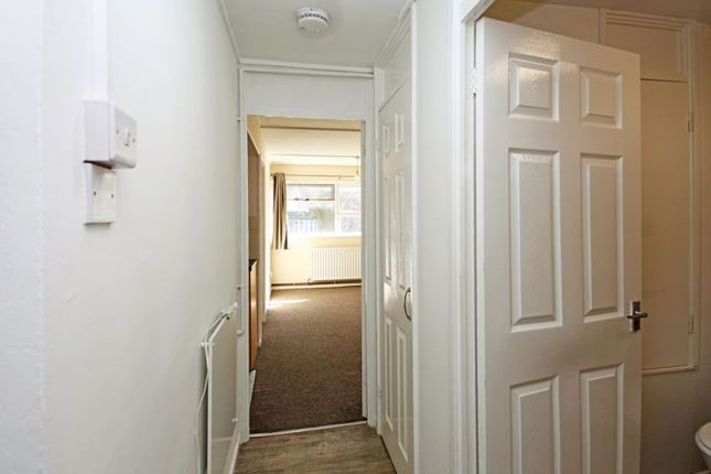 38, Meadowlea, Telford photo 2
