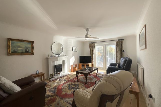 Clos Nant-Y-Ci, Ammanford photo 2