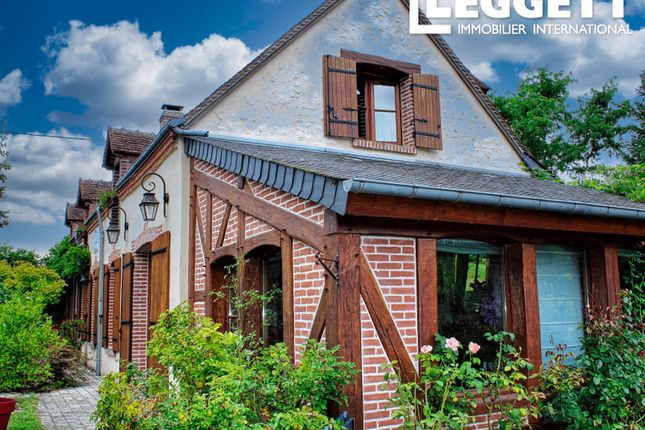 Thumbnail Villa for sale in Mur-De-Sologne, Loir-Et-Cher, Centre-Val De Loire