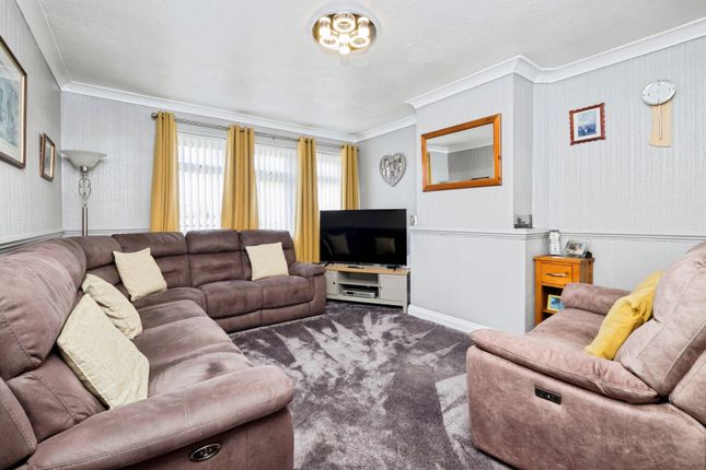 36, Pengersick Estate, Penzance photo 2