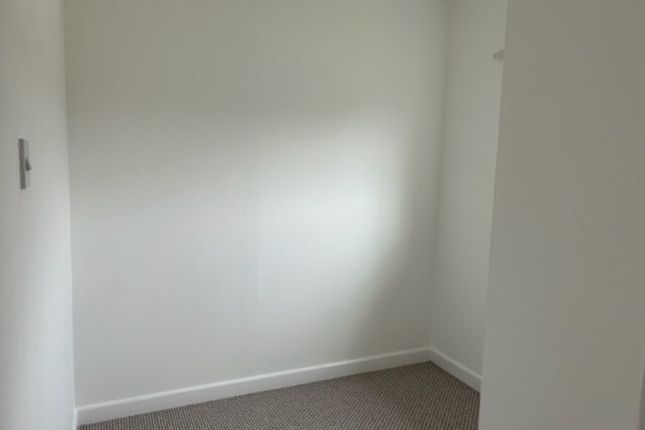 Studio to rent in Abbey Manor Park, Yeovil, Somerset