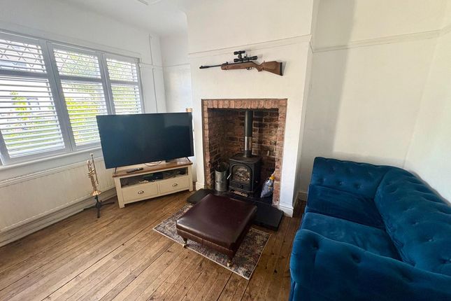 2, Heather Road, Heswall photo 2