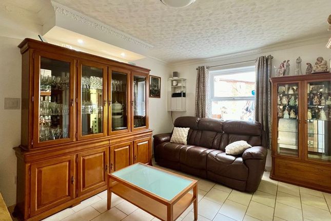 7, Legard Avenue, Scunthorpe photo 4