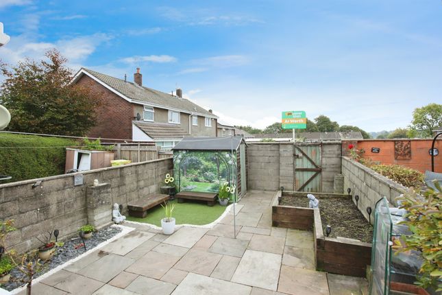 37, Wiston Path, CWMBRAN photo 2