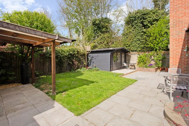 1 The Sidings 296...