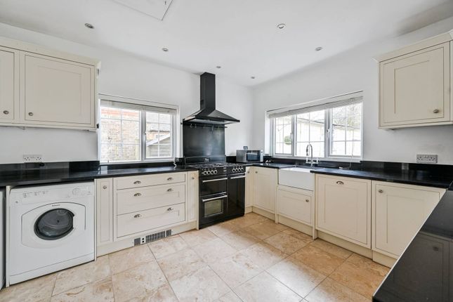 Flat for sale in West Park, Eltham North, London