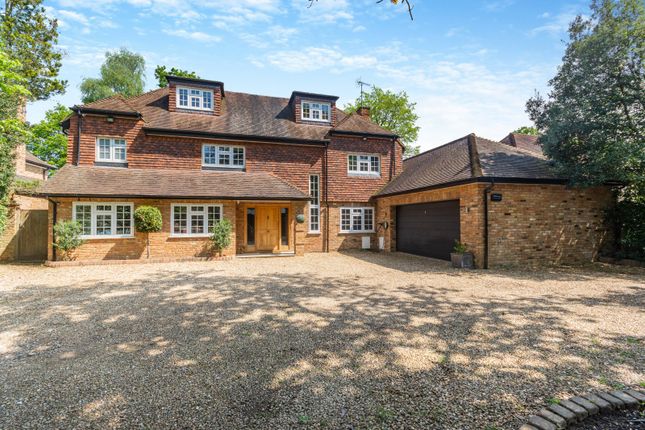Thumbnail Detached house for sale in Howards Thicket, Gerrards Cross, Buckinghamshire