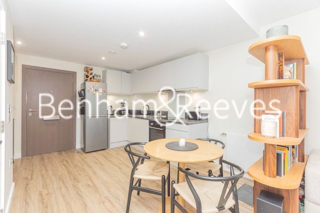 11 Staniforth Court,, Tierney Lane, London photo 2