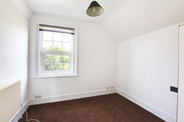 Terraced house to rent in Gloucester Road, Littlehampton, West Sussex