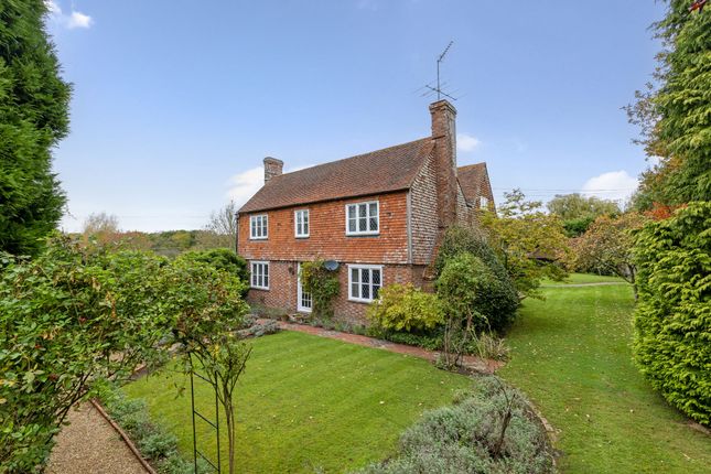 Horseshoe Farmhouse, Luxfords Lane, East Grinstead photo 3