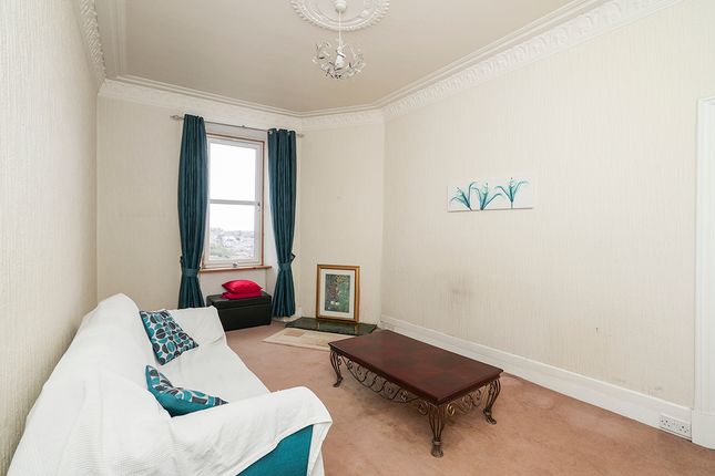Flat for sale in 7 (2F2) Meadowbank Place, Edinburgh