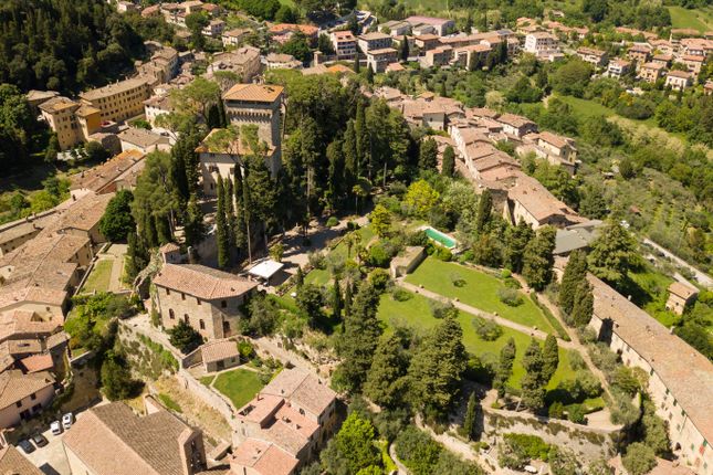 Villa for sale in Cetona, Siena, Tuscany, Italy