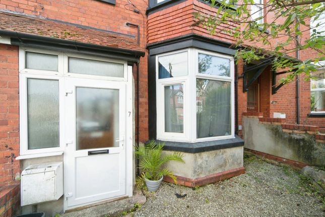 Flat 1, 7, York Road, Conwy photo 3