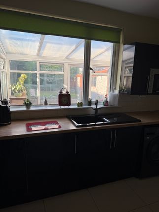 4 Park View, Whitley Bay photo 4
