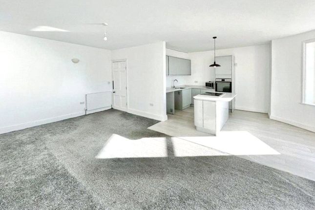 Flat 3, 45, Marine Parade, East Sussex photo 2