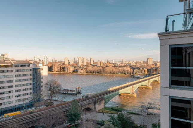 Flat for sale in The Boulevard, Imperial Wharf, London SW6