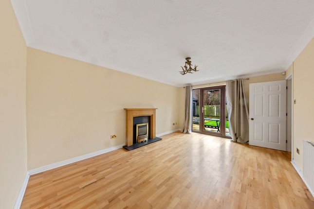 81 Applecross Close, Warrington photo 3
