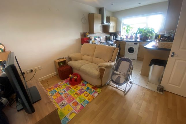 Flat 1, Birmingham photo 4