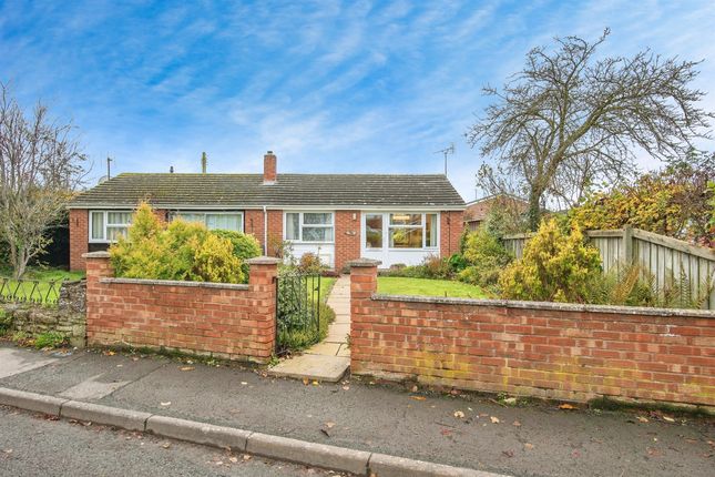 Thumbnail Semi-detached bungalow for sale in Walkers Green, Marden, Hereford