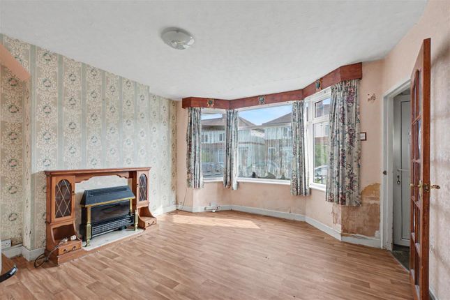 98, Robinet Road, Nottingham photo 2