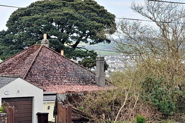 Detached bungalow for sale in The Mount, Par