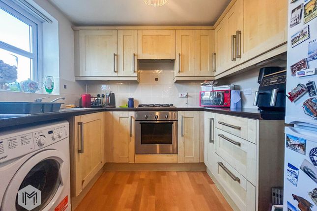 9, Danecroft, Bolton photo 2
