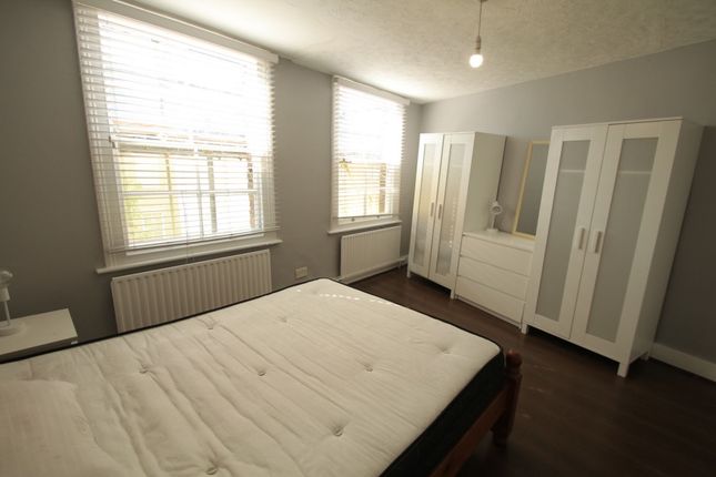 Room to rent in Cannon Street Road, Aldgate