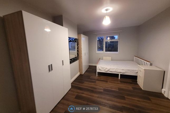 Upstairs Bedroom 1