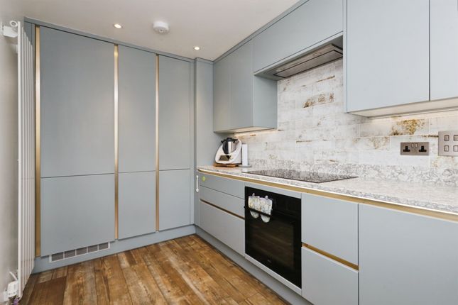 17, Robin Way, Hailsham photo 4