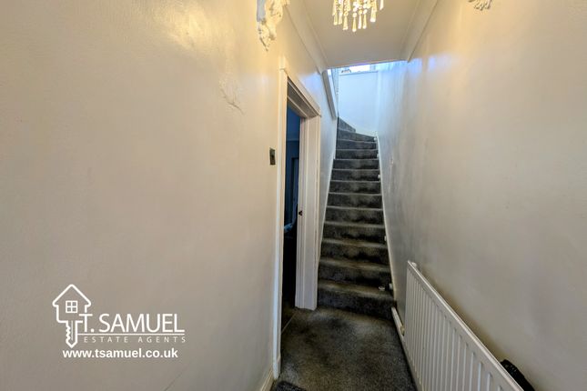 5 Lyle Street, Mountain Ash photo 3