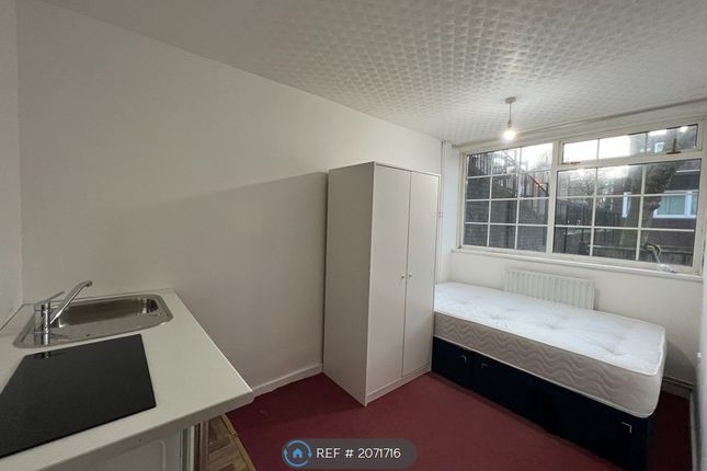 Thumbnail Room to rent in Archway, London