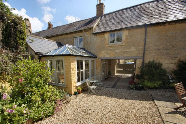 Thumbnail Cottage to rent in Old Town, Moreton-In-Marsh
