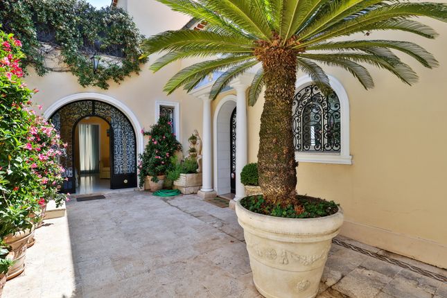 Villa for sale in Villefranche-Sur-Mer, Nice, French Riviera, France