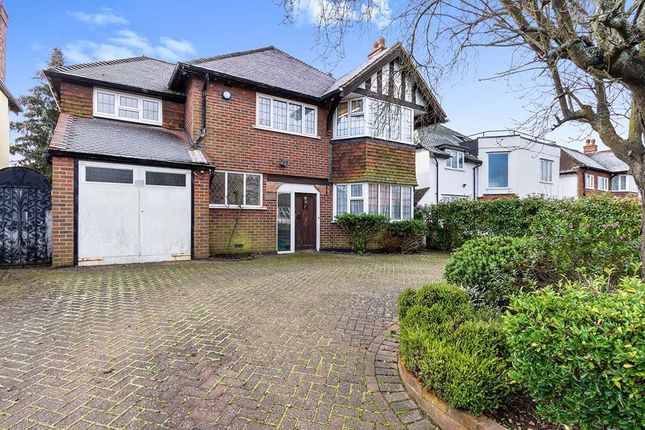 Thumbnail Detached house for sale in Chiltern Road, Sutton