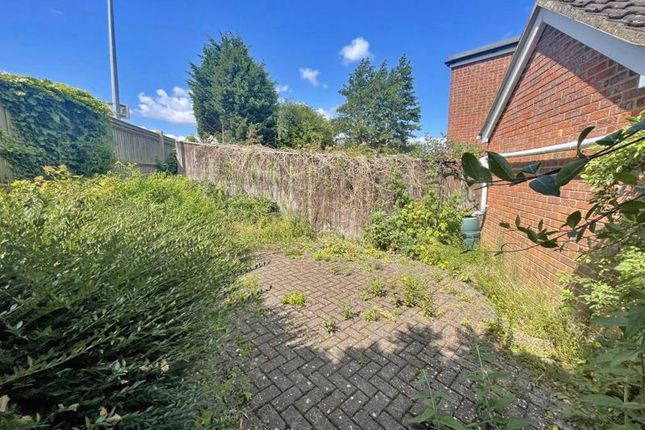 Semi-detached house for sale in Westward Close, Grimsby