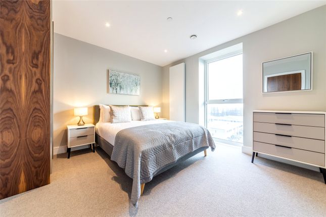 Flat for sale in Samuelson House, Greenview Court, Southall, London