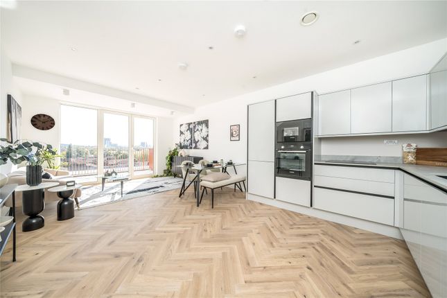 Thumbnail Flat for sale in Arklow Road, Deptford
