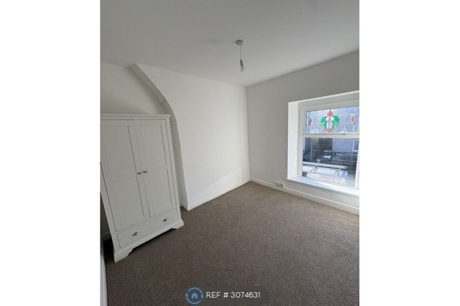 Pontarddulais, Swansea photo 3