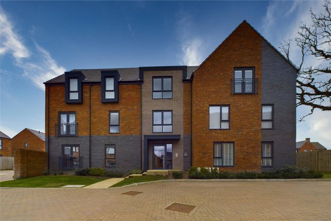 Flat for sale in Cheerio Lane, Pease Pottage, Crawley, West Sussex