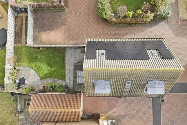7 Maltings Close, Flitch Green, Essex photo 3