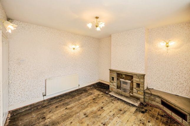 37, Chevinedge Crescent, Halifax photo 4