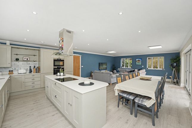 4, Fred Mead Dartford, London photo 3