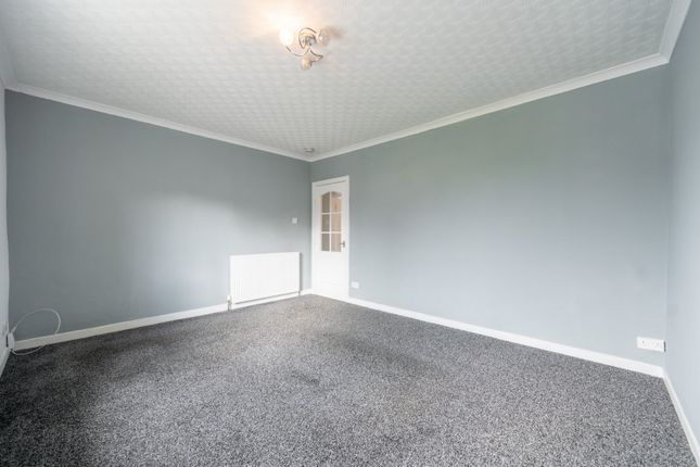 32, Dumbuie Avenue, Dumbarton photo 3