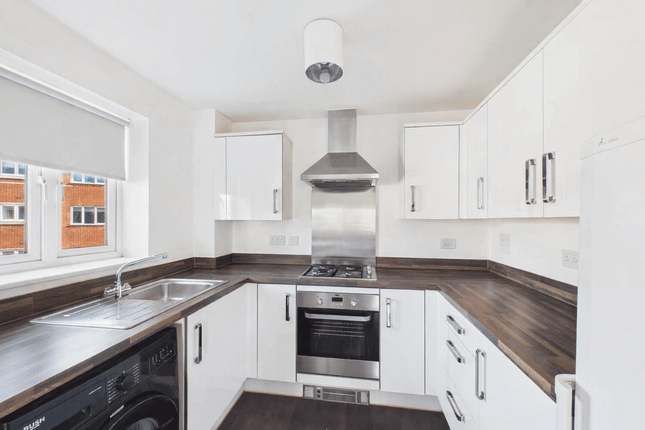 Flat 4, 6 Sable Close, Southampton photo 2