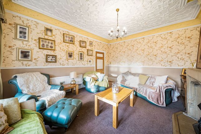 371, Padiham Road, Burnley photo 4