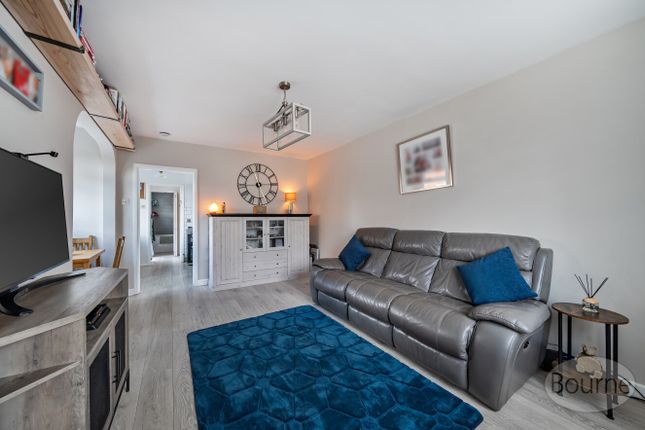 36, Nursery Road, Godalming photo 2