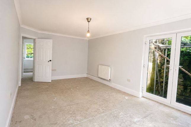 Hillcrest House, 1,Apartment B, Higher Lane, Swansea photo 4
