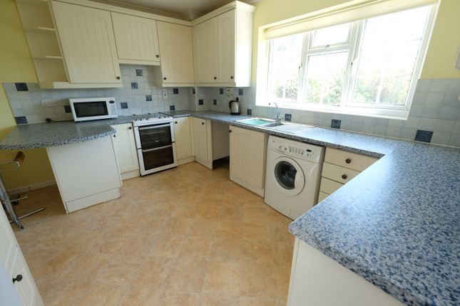 Woodlands Court, Dibden Purlieu photo 4