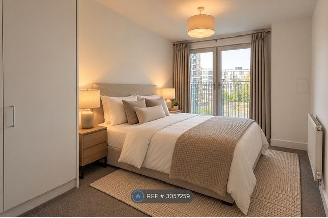 Flat, Hutley Wharf Branch Place, London photo 4